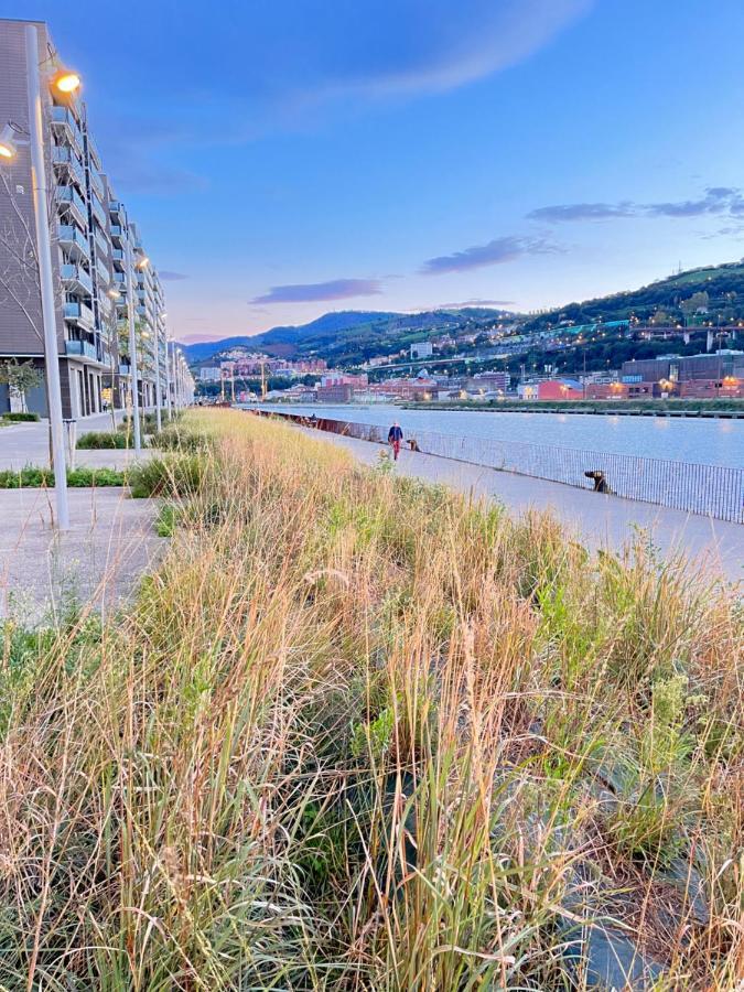 Small Lux Beachcity Close To The River,Metro And Parking Bilbao Exterior photo
